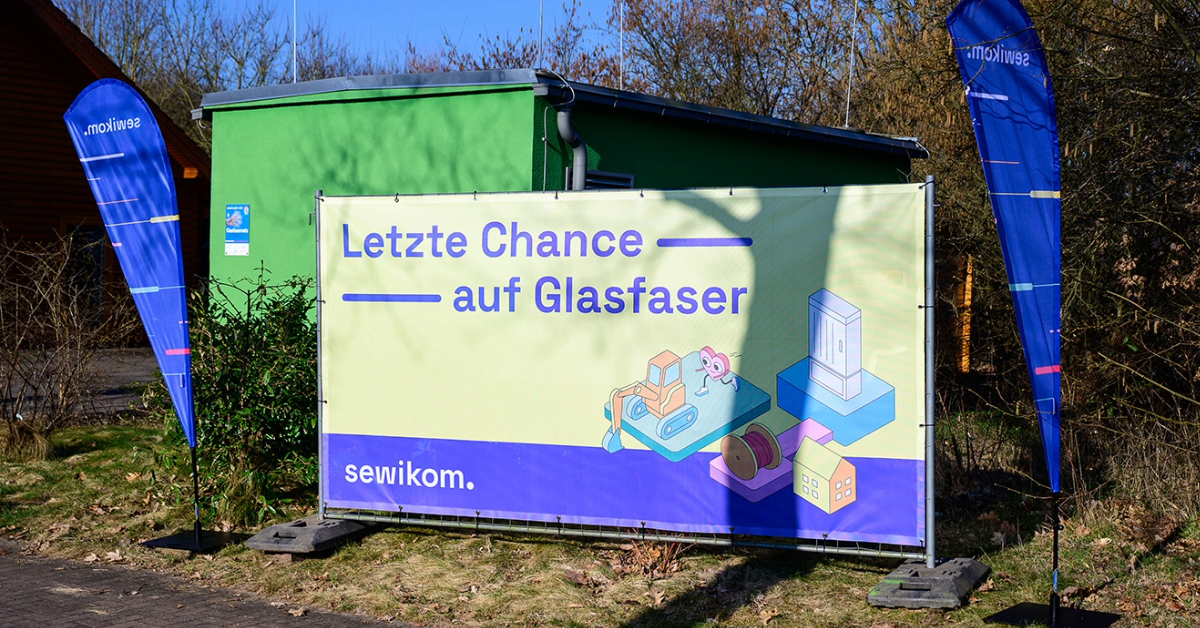 sewikom PoP mit Banner "kostenloser Hausanschluss"